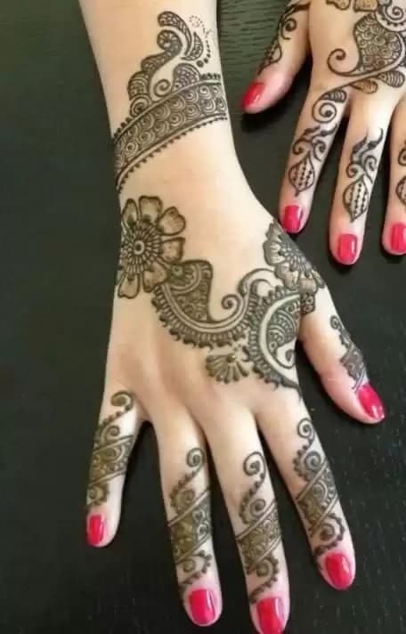 hermoso diseño mehndi árabe.