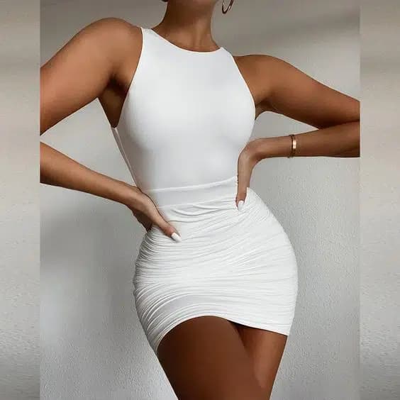 Mini vestido ajustado blanco-Vestidos Blancos Cortos