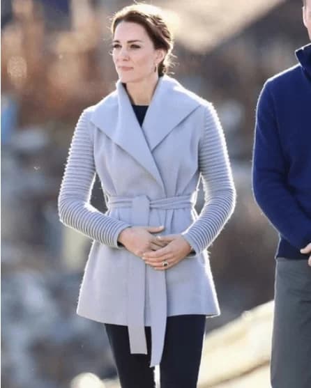 Kate Middleton abrigo de lana con cinturón