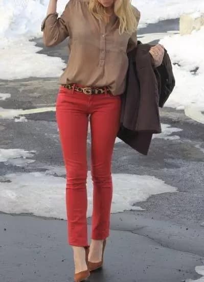 Pantalones vaqueros rojos-combinar ropa color rojo